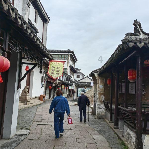 65千瓦电机的风扇叶是几片叶子的?- 专业的有问必答平台